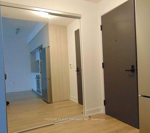 Photo 2 at 1131 - 25 Adra Grado Way, Bayview Village, Toronto