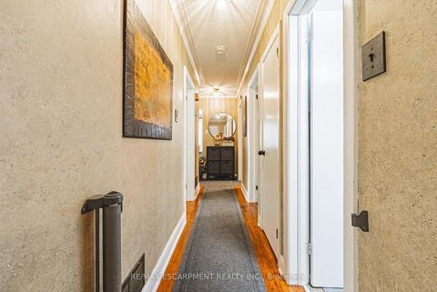 Photo 18 at 1 Norwich Place, Beaumonde Heights, Toronto