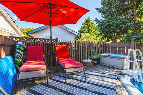 Photo 31 at 1 Norwich Place, Beaumonde Heights, Toronto