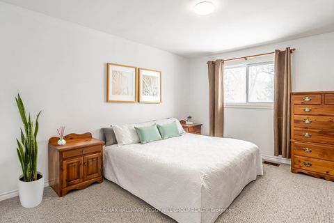 Photo 8 at 5853 Yonge Street, Rural Innisfil, Innisfil