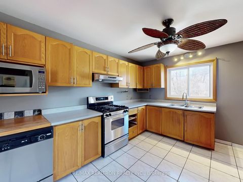 Photo 7 at 25 Shirlea Boulevard, Keswick South, Georgina