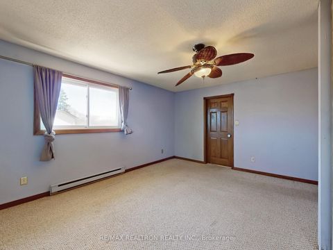 Photo 10 at 25 Shirlea Boulevard, Keswick South, Georgina