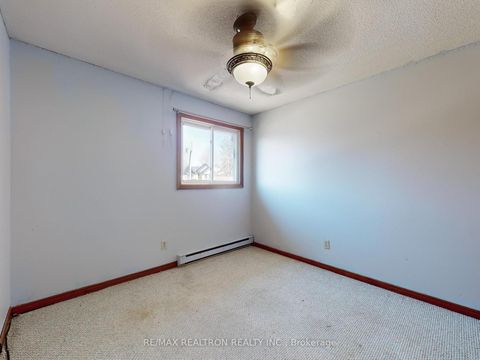 Photo 12 at 25 Shirlea Boulevard, Keswick South, Georgina