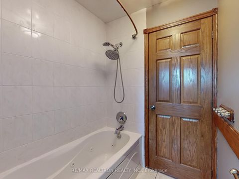 Photo 15 at 25 Shirlea Boulevard, Keswick South, Georgina