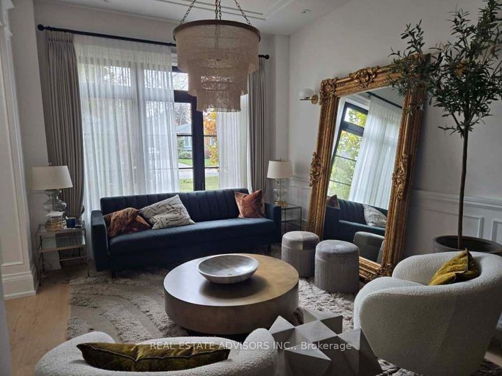 Photo 1 at 20 Arrowstook Road, Bayview Village, Toronto