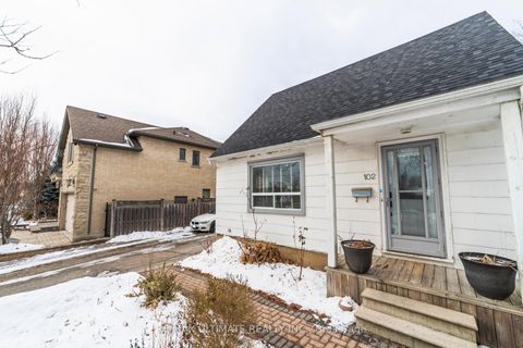 Photo 1 at 102 Aura Lea Boulevard, Pelmo Park W5, Toronto