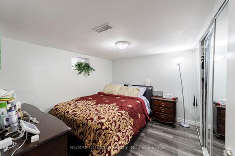 Photo 32 at 102 Aura Lea Boulevard, Pelmo Park W5, Toronto