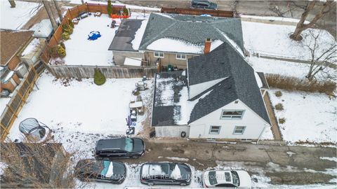 Photo 40 at 102 Aura Lea Boulevard, Pelmo Park W5, Toronto