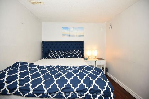 Photo 20 at 35 Horseley Hill Drive, Malvern, Toronto