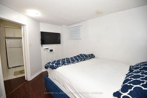 Photo 21 at 35 Horseley Hill Drive, Malvern, Toronto