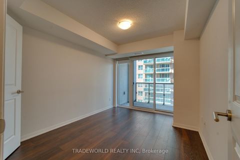 Photo 11 at 713 - 400 Adelaide Street E, Moss Park, Toronto