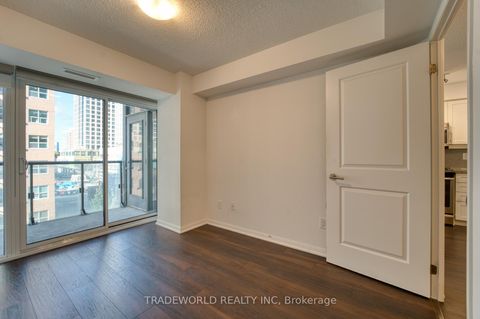 Photo 12 at 713 - 400 Adelaide Street E, Moss Park, Toronto