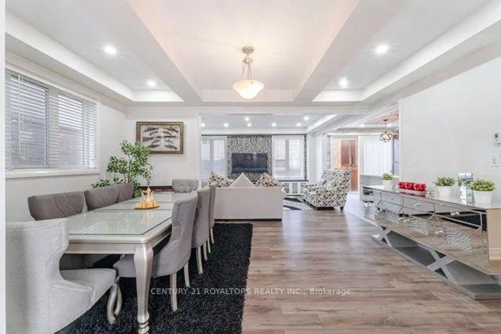 Photo 8 at 77 Enford Crescent, Northwest Brampton, Brampton