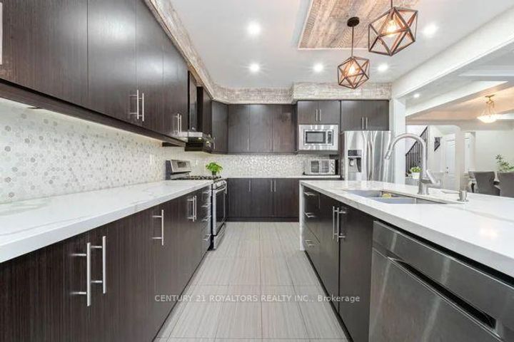 Photo 16 at 77 Enford Crescent, Northwest Brampton, Brampton