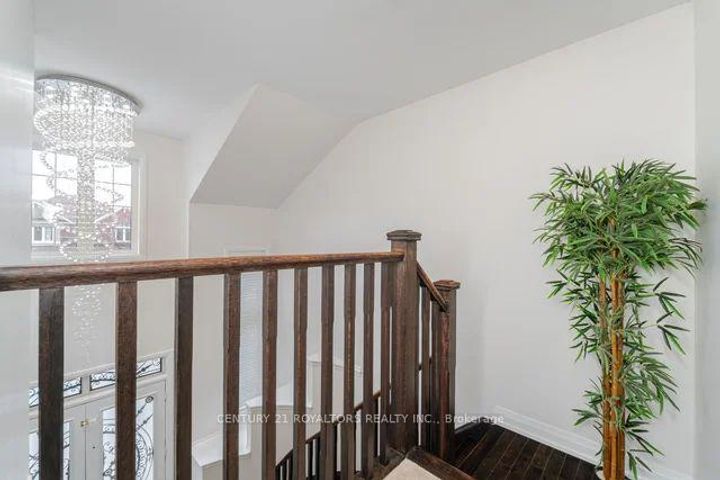 Photo 21 at 77 Enford Crescent, Northwest Brampton, Brampton