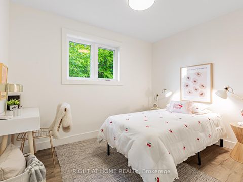 Photo 15 at 43 Kingland Crescent, Don Valley Village, Toronto