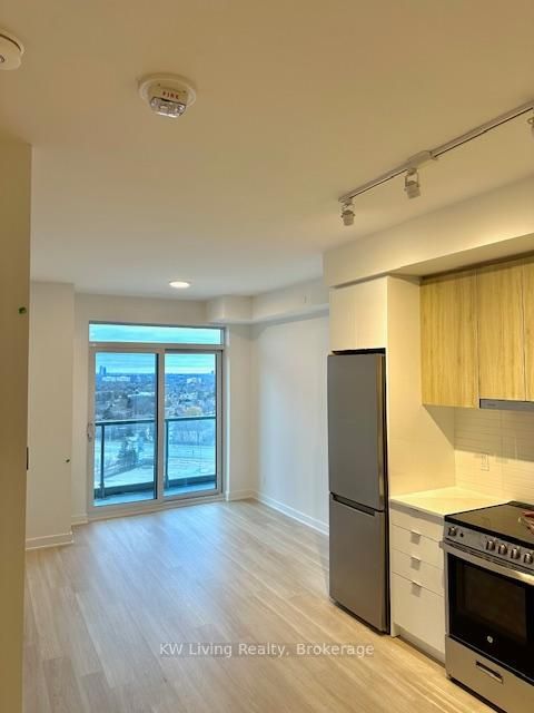 Photo 1 at B-1209 - 50 Upper Mall Way, Brownridge, Vaughan