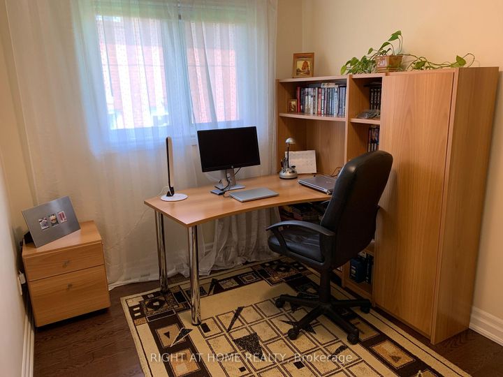 Photo 10 at 66 Dewlane Drive, Newtonbrook West, Toronto