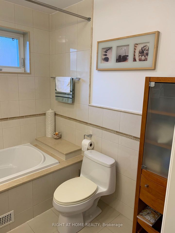 Photo 12 at 66 Dewlane Drive, Newtonbrook West, Toronto