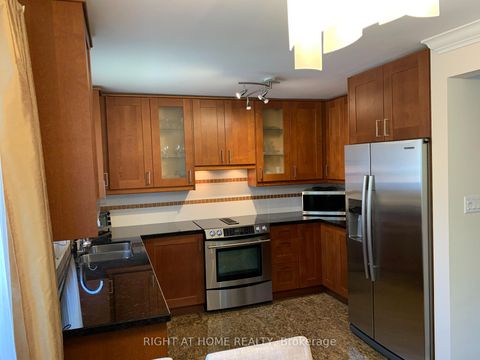 Photo 5 at 66 Dewlane Drive, Newtonbrook West, Toronto