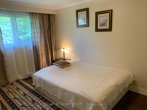 Photo 8 at 66 Dewlane Drive, Newtonbrook West, Toronto