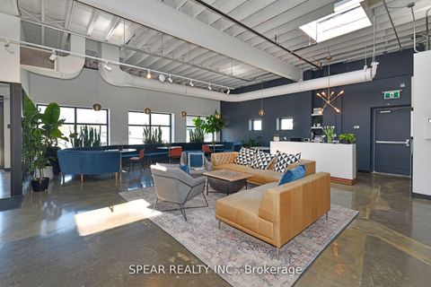 Photo 2 at 39 Advance Road, City Centre West, Toronto