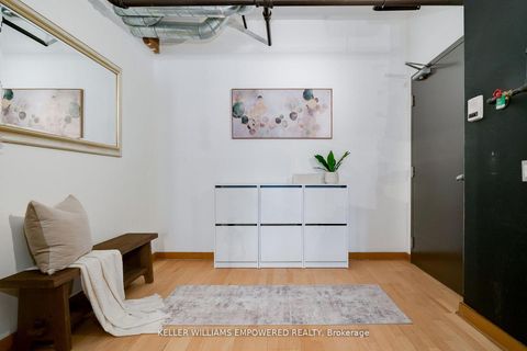 Photo 4 at 5 - 189 Queen Street E, Moss Park, Toronto