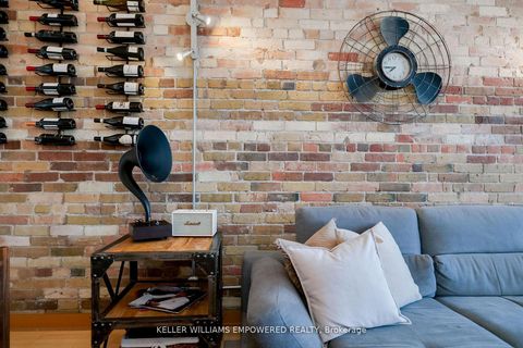 Photo 12 at 5 - 189 Queen Street E, Moss Park, Toronto