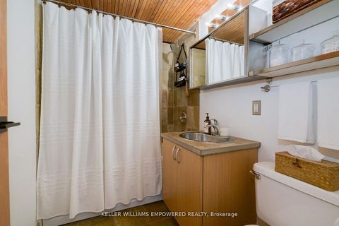 Photo 15 at 5 - 189 Queen Street E, Moss Park, Toronto