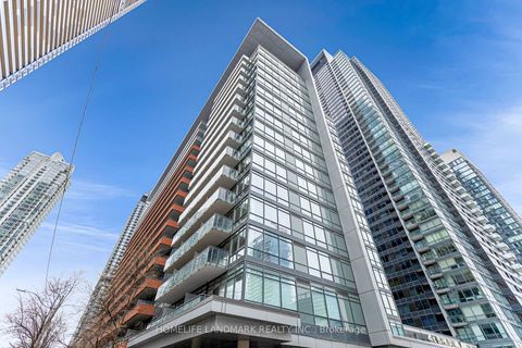 Photo 1 at unit 811 - 4K Spadina Avenue, Waterfront Communities C1, Toronto