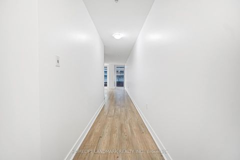Photo 6 at unit 811 - 4K Spadina Avenue, Waterfront Communities C1, Toronto