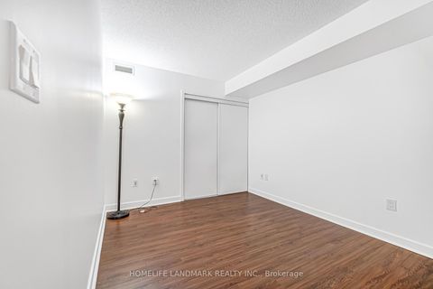 Photo 18 at unit 811 - 4K Spadina Avenue, Waterfront Communities C1, Toronto