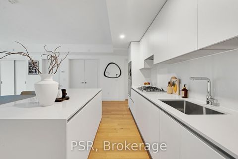 Photo 11 at PH410 - 200 Keewatin Avenue, Mount Pleasant East, Toronto