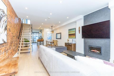 Photo 1 at 261 Howland Avenue, Annex, Toronto