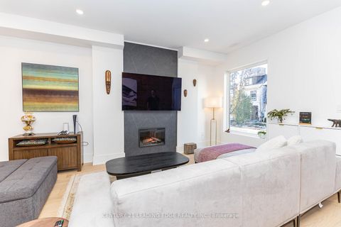 Photo 4 at 261 Howland Avenue, Annex, Toronto