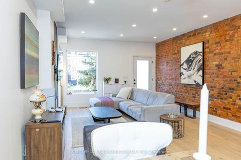 Photo 7 at 261 Howland Avenue, Annex, Toronto