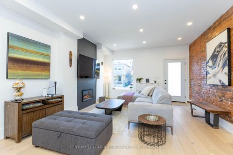 Photo 8 at 261 Howland Avenue, Annex, Toronto