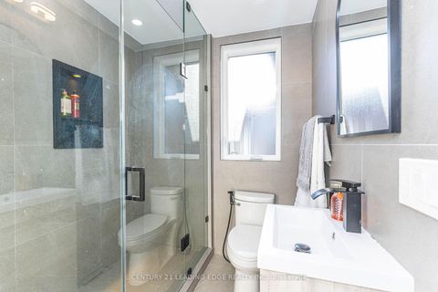 Photo 21 at 261 Howland Avenue, Annex, Toronto