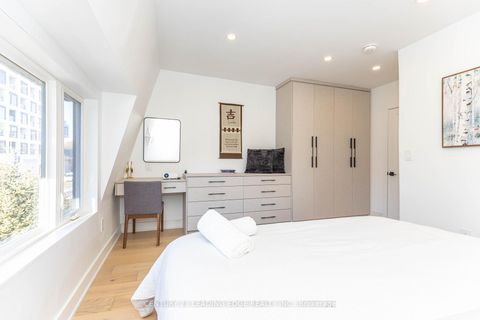 Photo 26 at 261 Howland Avenue, Annex, Toronto