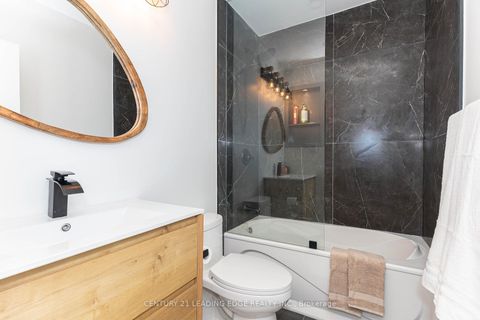 Photo 28 at 261 Howland Avenue, Annex, Toronto