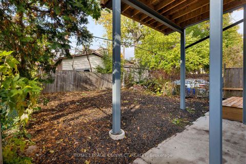 Photo 45 at 16 Rosemount Avenue, Wychwood, Toronto
