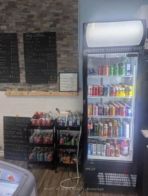 Photo 4 at 111 - 40 Wynford Drive N, Don Mills, Toronto