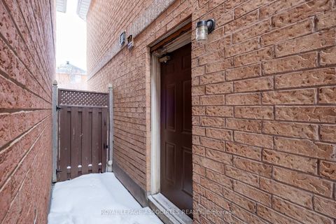 Photo 3 at 14 Clandfield Street, Rouge River Estates, Markham