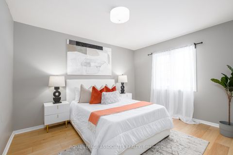 Photo 24 at 14 Clandfield Street, Rouge River Estates, Markham