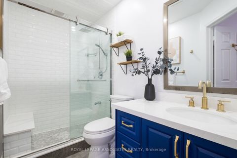 Photo 31 at 14 Clandfield Street, Rouge River Estates, Markham