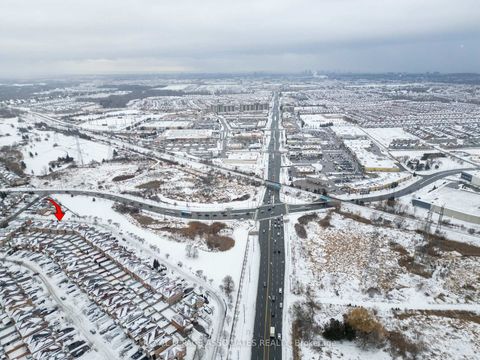 Photo 40 at 14 Clandfield Street, Rouge River Estates, Markham