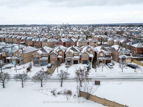 Photo 47 at 14 Clandfield Street, Rouge River Estates, Markham