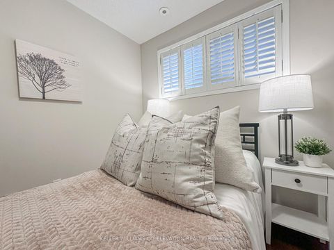 Photo 6 at 13 - 25 Foundry Avenue N, Junction, Toronto