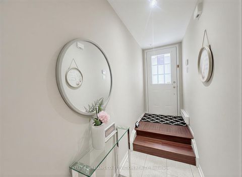 Photo 8 at 13 - 25 Foundry Avenue N, Junction, Toronto