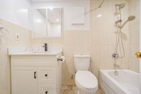 Photo 9 at 1708 - 100 Echo Point, L'Amoreaux, Toronto